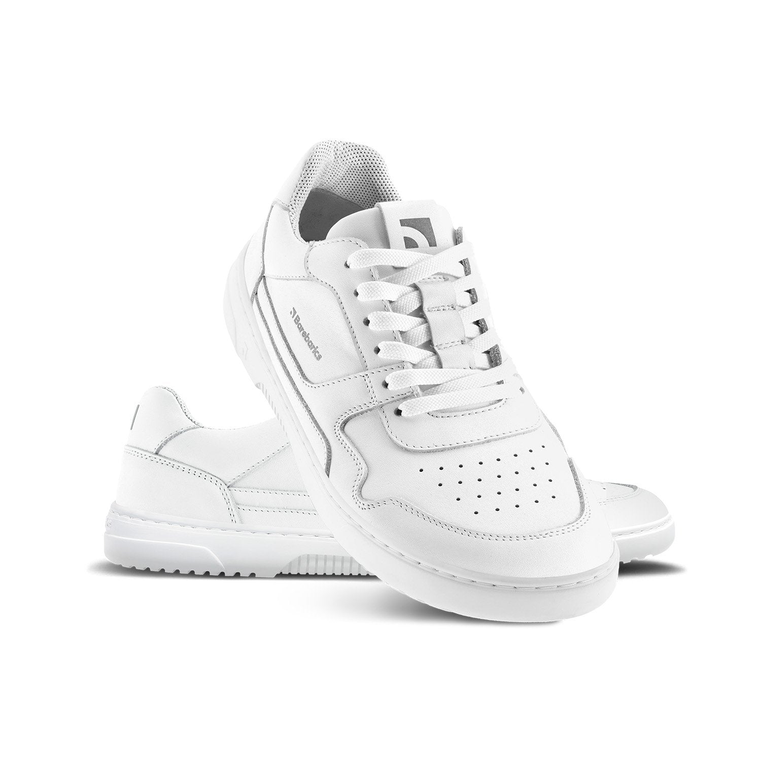 White leather best sale tennis sneakers